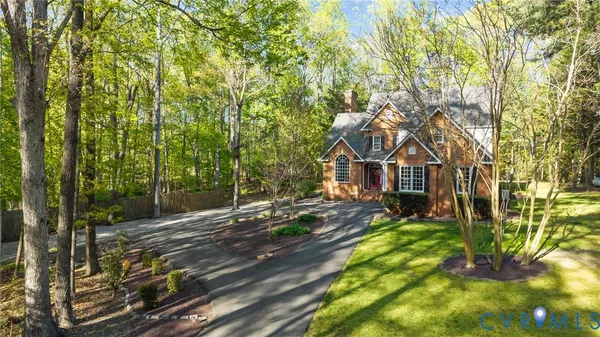 $715,000 | 1952 Huguenot Hundred Drive, Midlothian, VA 23113