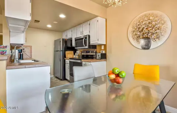$2,050 | 17014 East Calle Del Oro, Unit D, Fountain Hills, AZ 85268