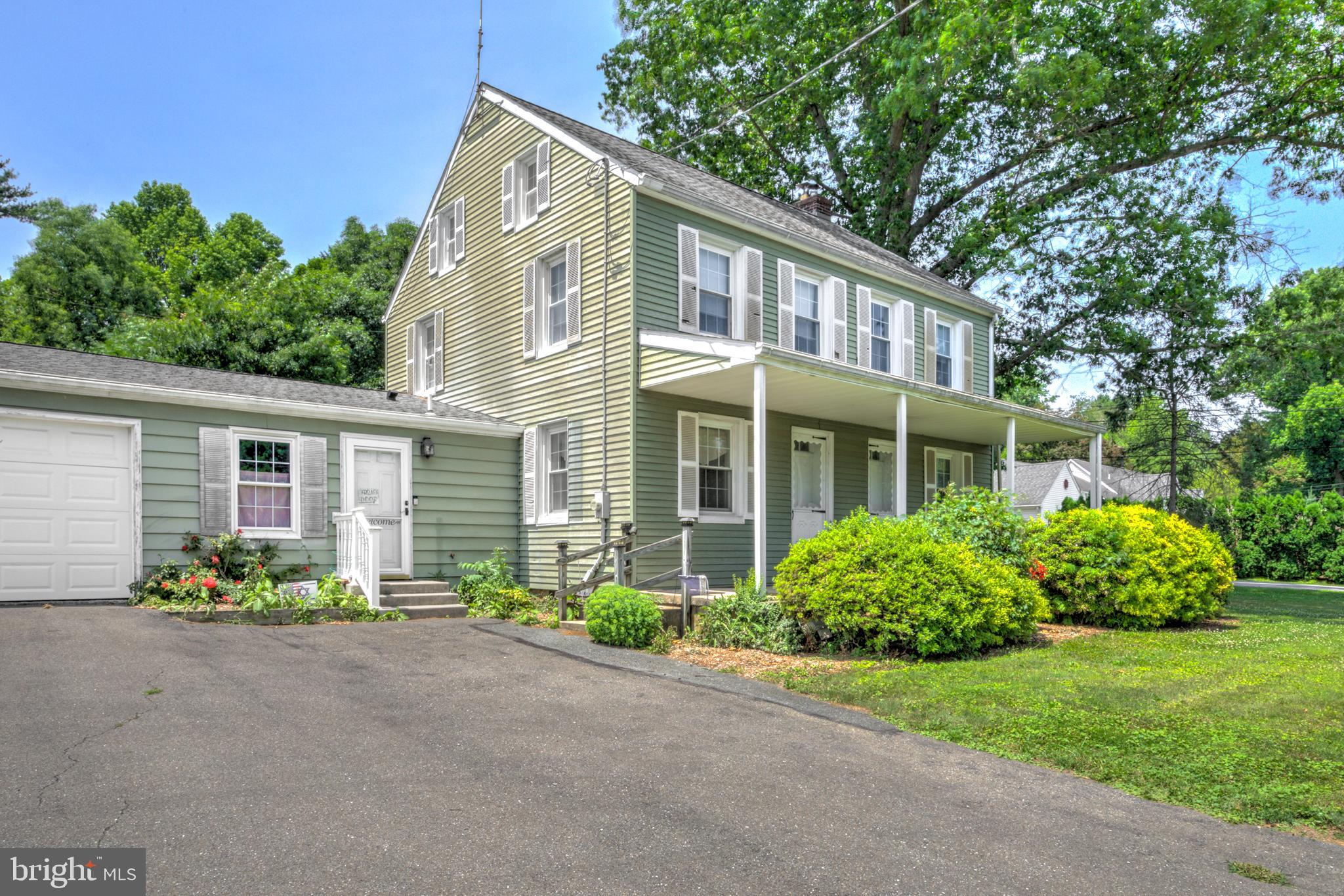 162 School House Road Lancaster, PA 17603 - Photo 4 of 44