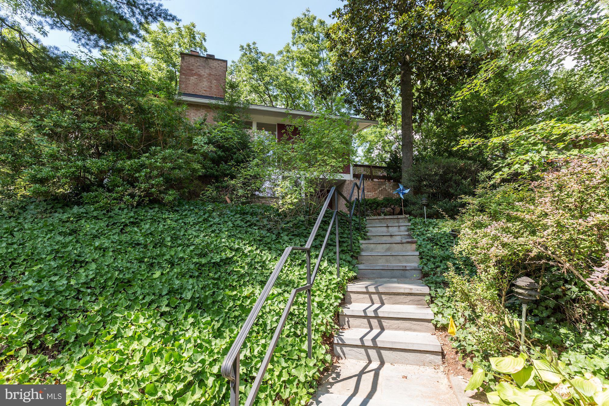 4016 Rickover Road Silver Spring, MD 20902 - Photo 3 of 24 Exterior (Front)