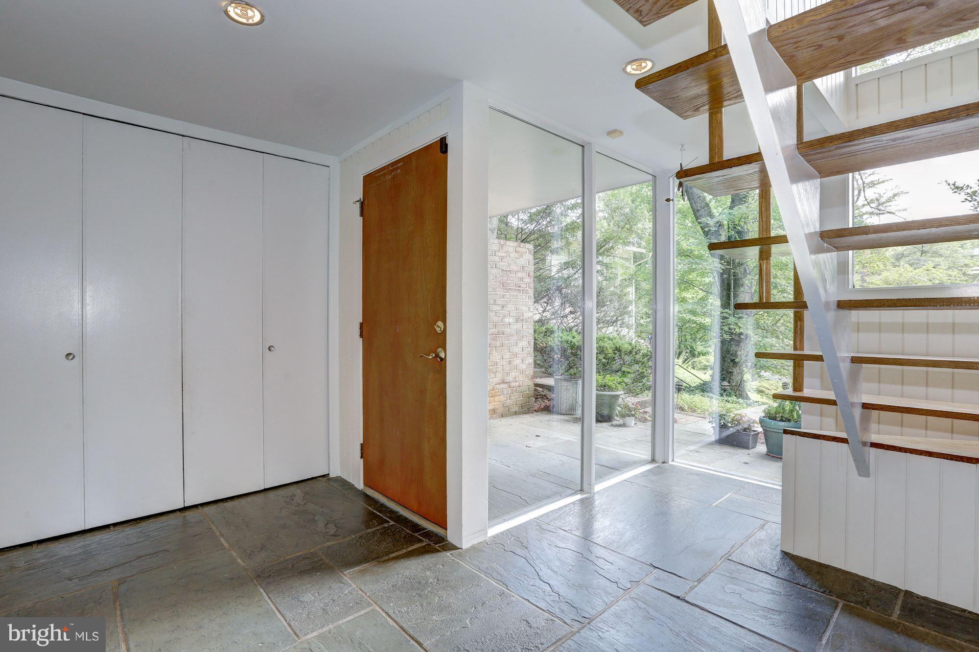 4016 Rickover Road Silver Spring, MD 20902 - Photo 4 of 24 Interior (General)