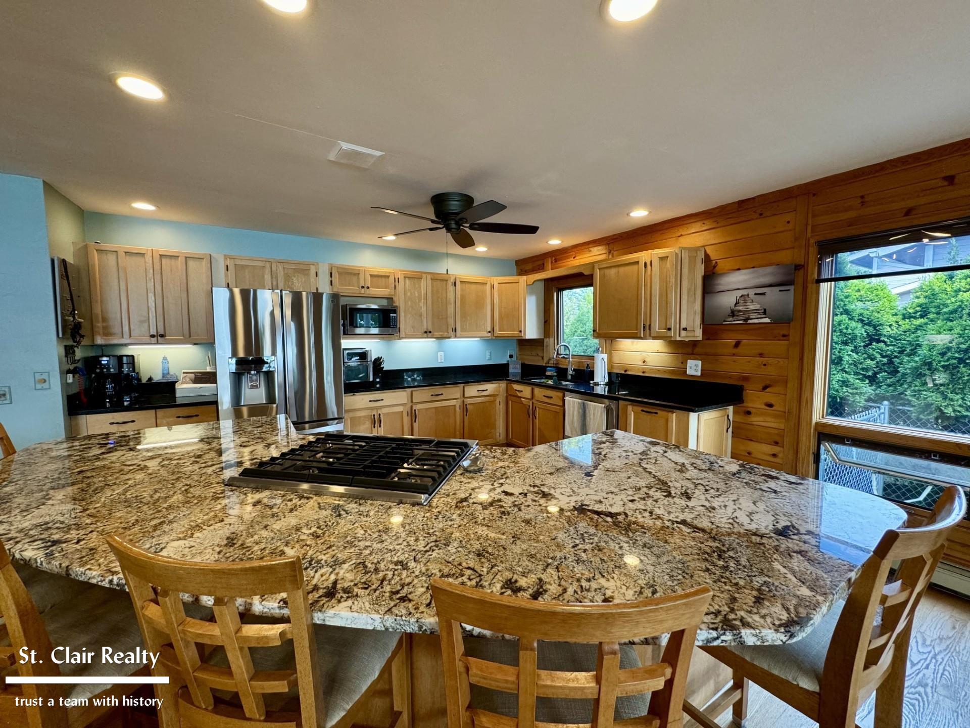 1407 North River Road St. Clair, MI 48079 - Photo 9 of 34 50182512-E263B8C3-79BB-48E1-AFCE-B2DD0F85F393.JPG