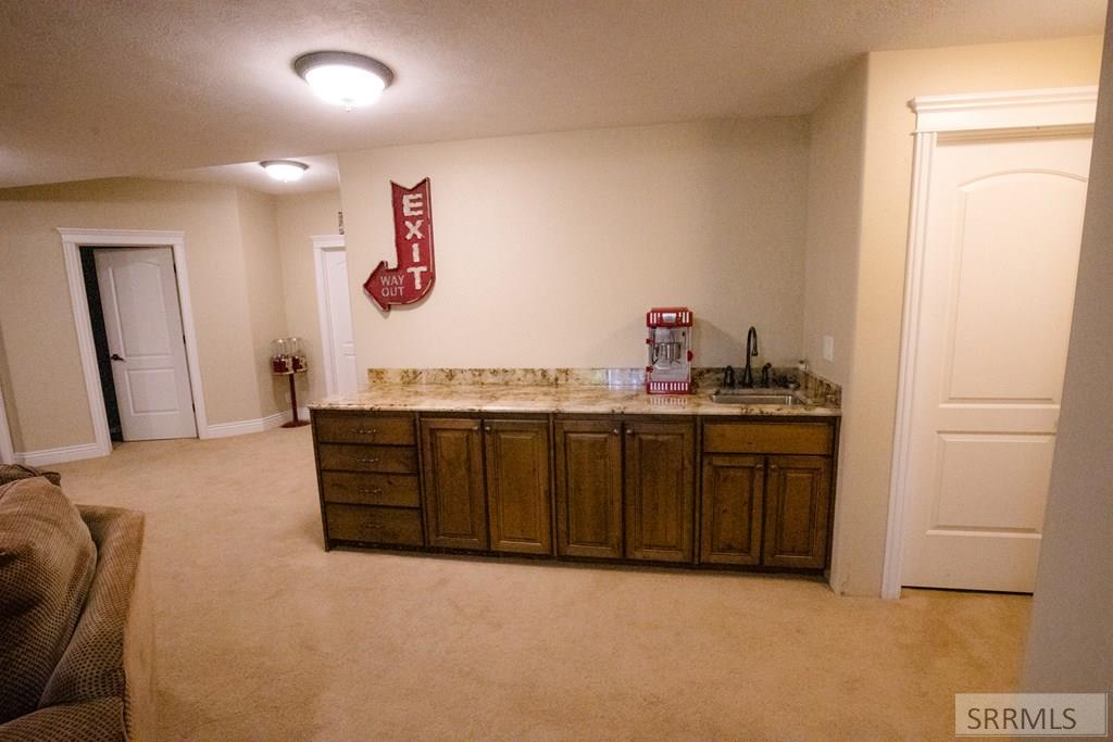 354 Eagle Summit Street Rexburg, ID 83440 - Photo 29 of 45 Wet Bar