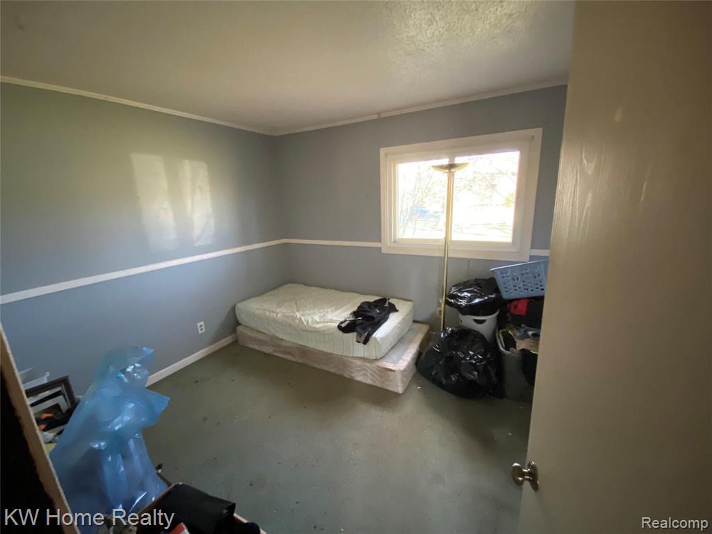 24739 Middlebelt Road Farmington Hills, MI 48336 - Photo 10 of 14