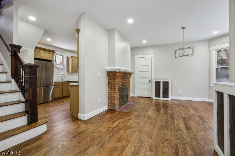 99 Lincoln Street Montclair, NJ 07042 - Photo 9 of 28