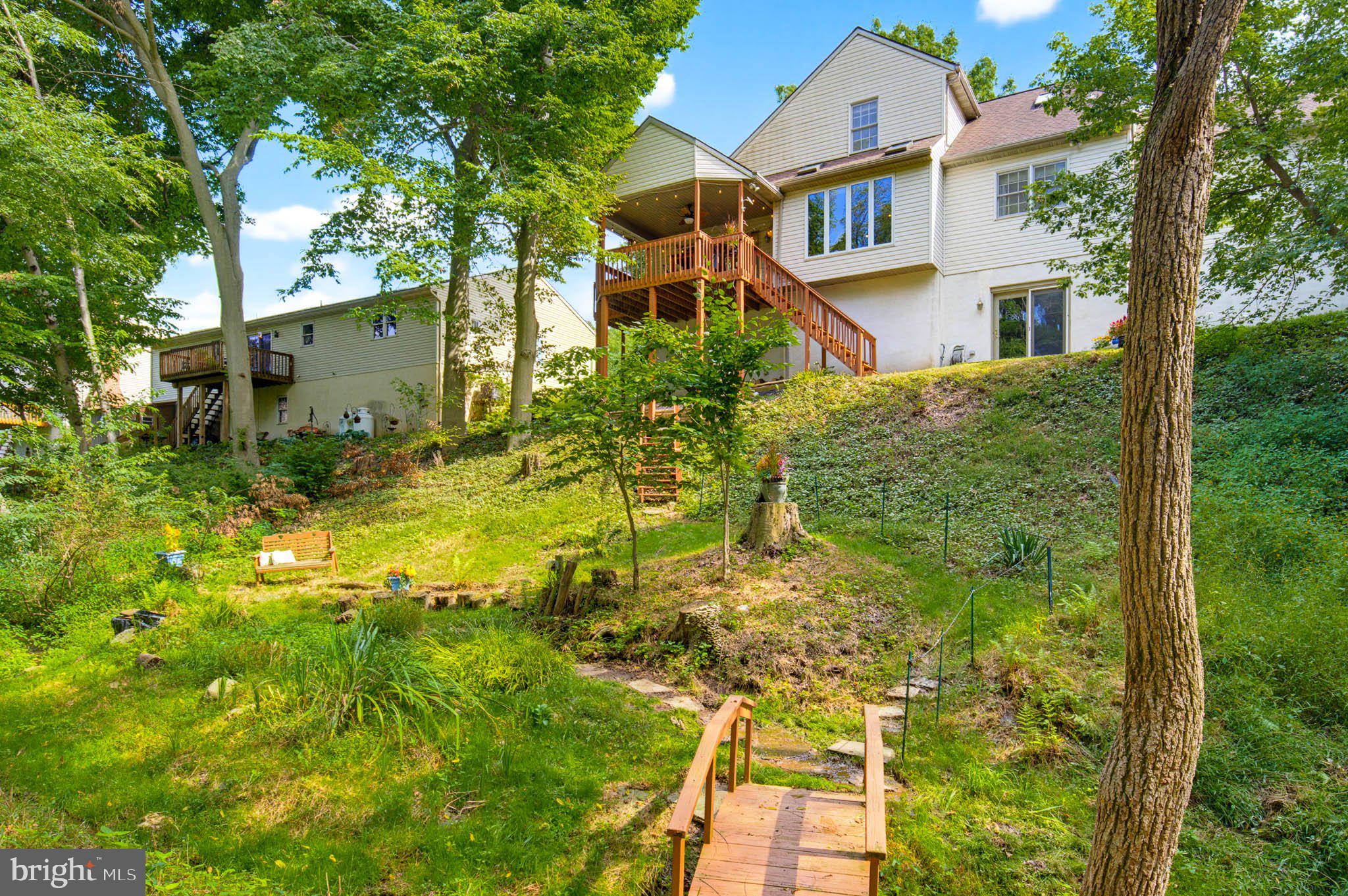 Rear View 20 Wade Dr
