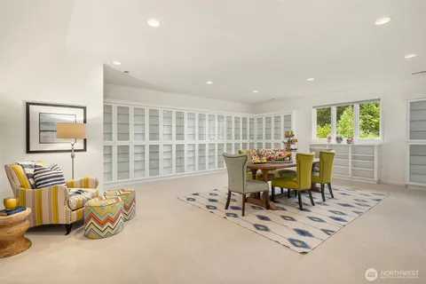 $2,295,000 | 26207 Northeast 34th Street, Redmond, WA 98053