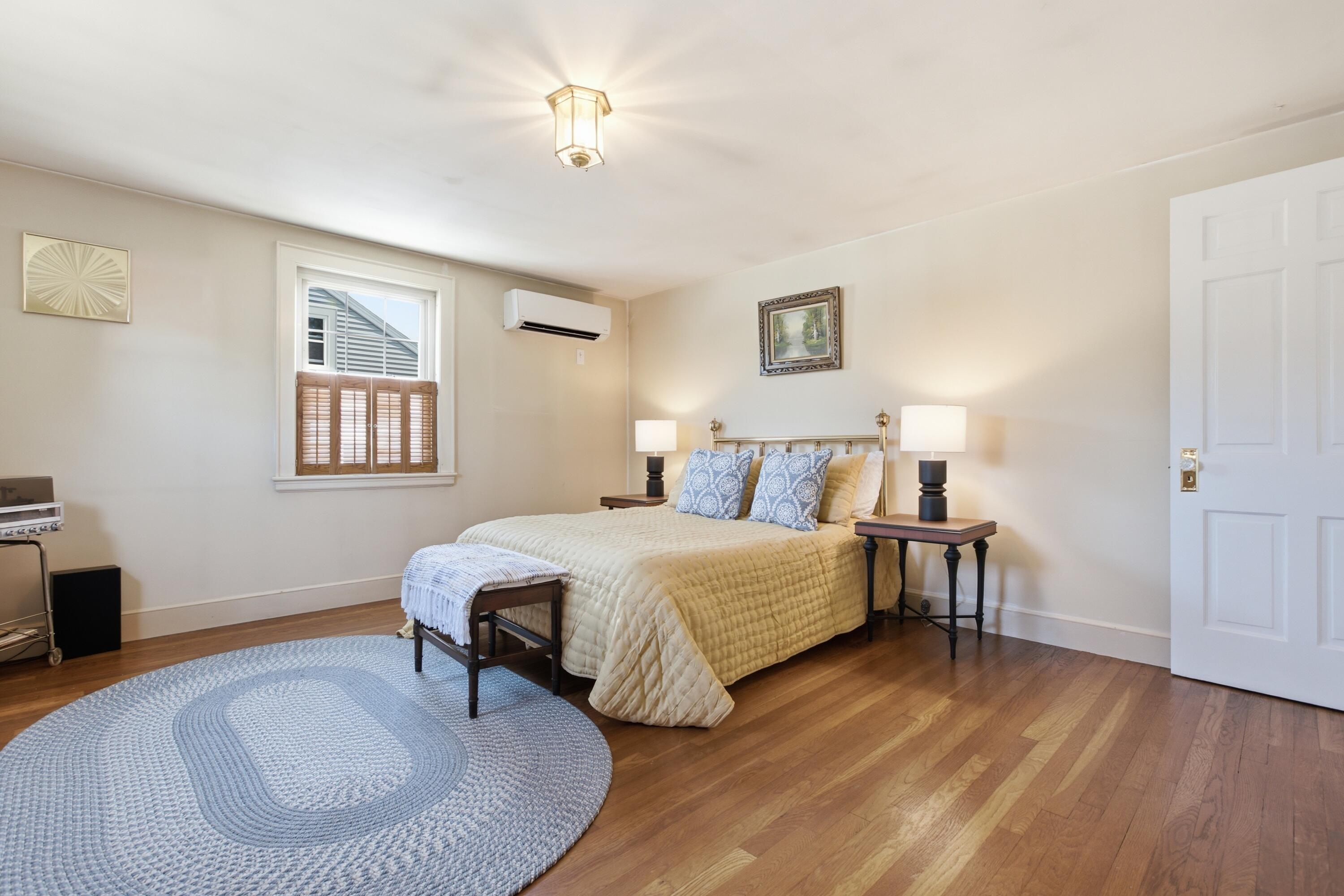 15 Barna Road Boston, MA 02124 - Photo 25 of 36 033_8i3a0651_autoremove_56250559