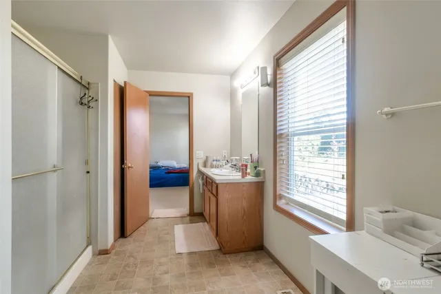 $699,950 | 22686 129th Place Southeast, Kent, WA 98031