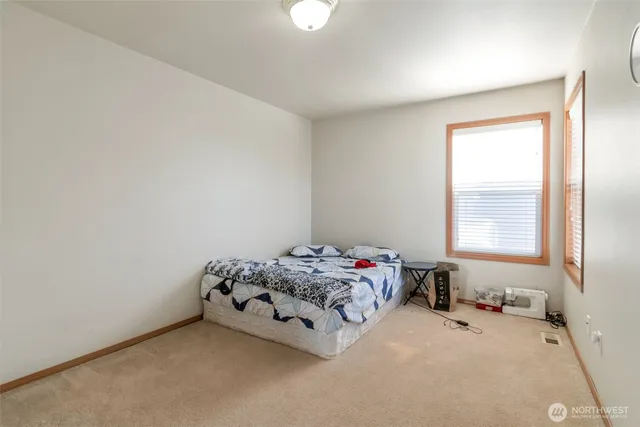 $699,950 | 22686 129th Place Southeast, Kent, WA 98031