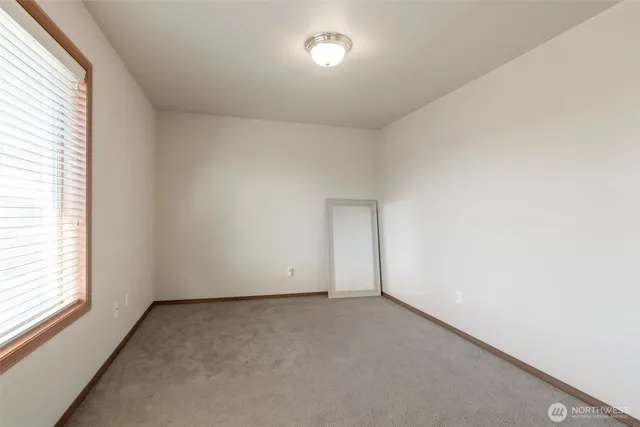 $699,950 | 22686 129th Place Southeast, Kent, WA 98031