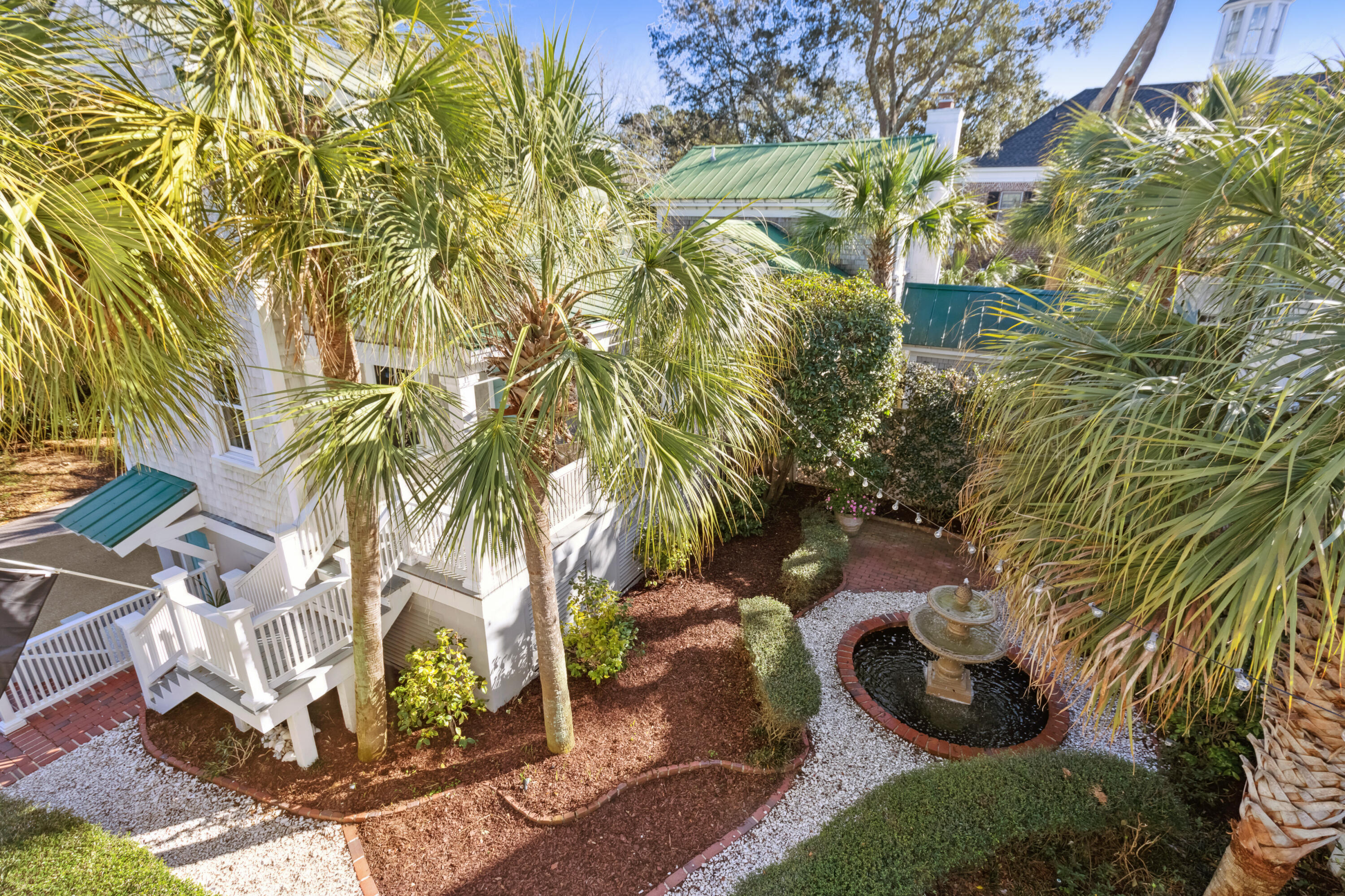 187 East Shipyard Road Mount Pleasant, SC 29464 - Photo 14 of 32 187EShipyardRd-KeenEyeMarketing-032