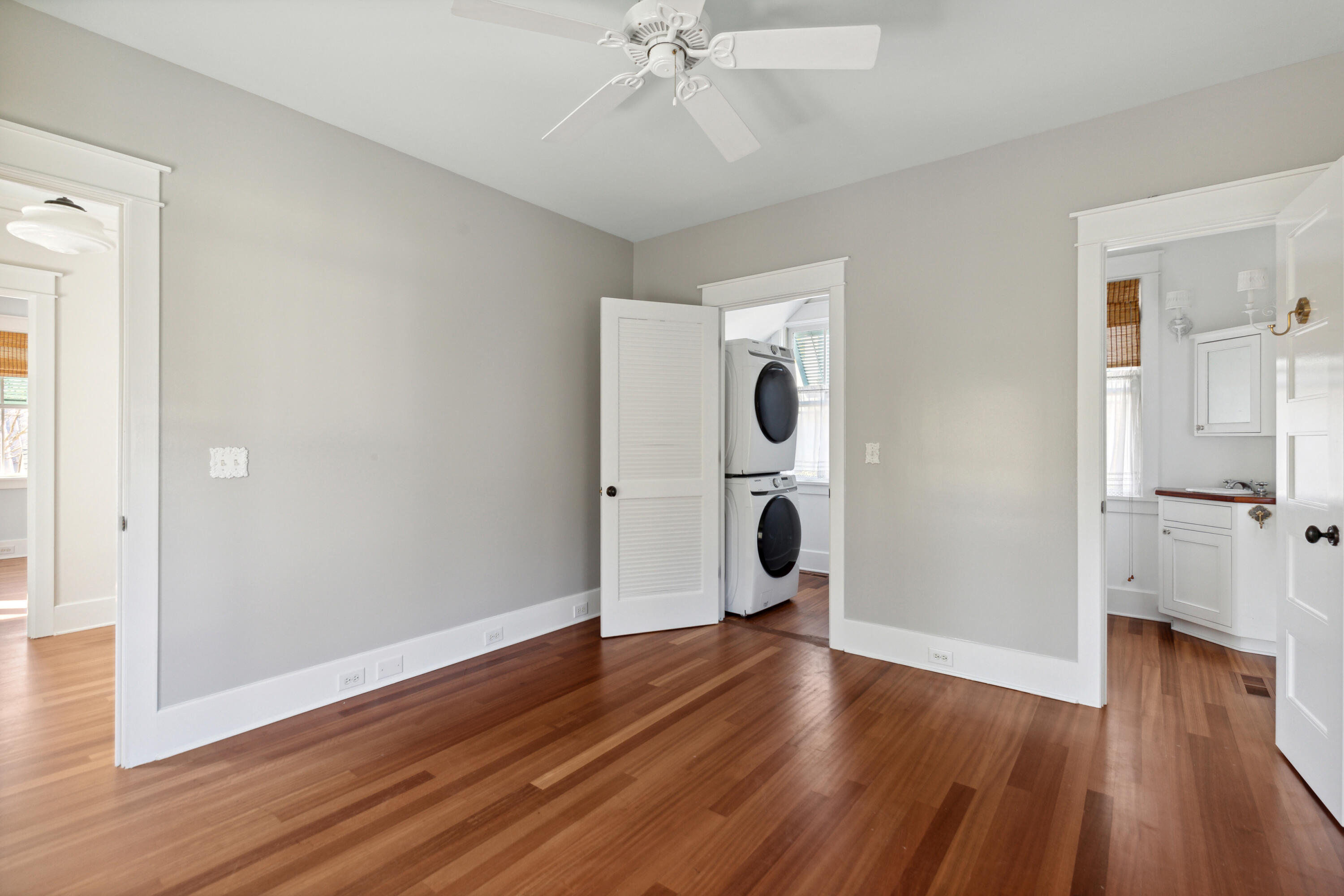 187 East Shipyard Road Mount Pleasant, SC 29464 - Photo 15 of 32 187EShipyardRd-KeenEyeMarketing-019