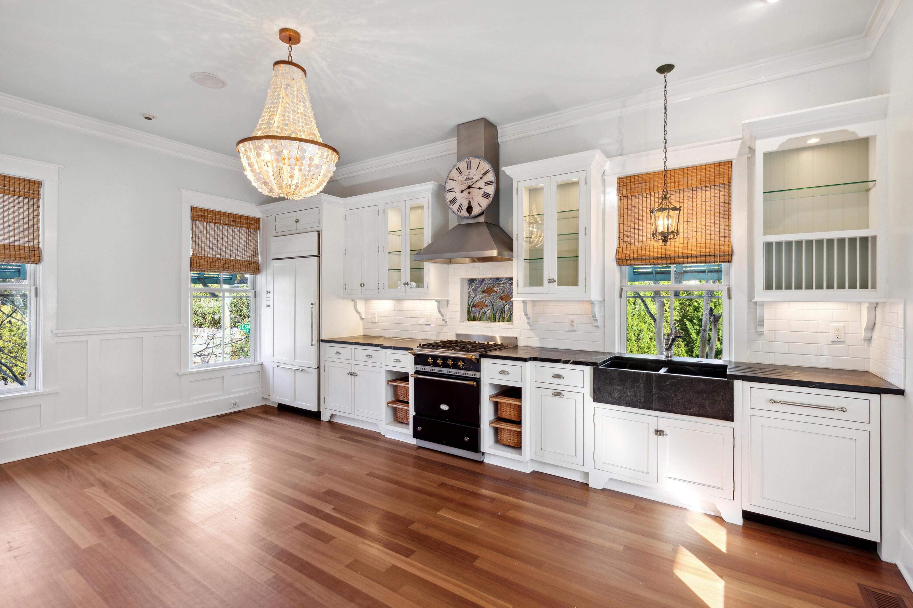 187 East Shipyard Road Mount Pleasant, SC 29464 - Photo 9 of 32 187EShipyardRd-KeenEyeMarketing-011