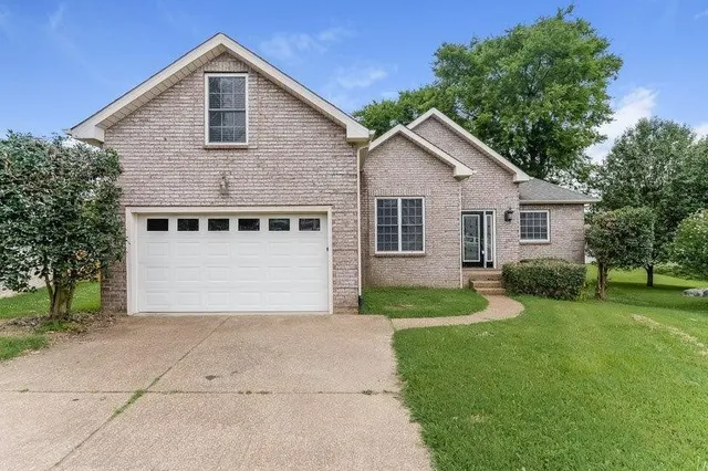 $2,640 | 2312 Harborwood Point, Nashville, TN 37214