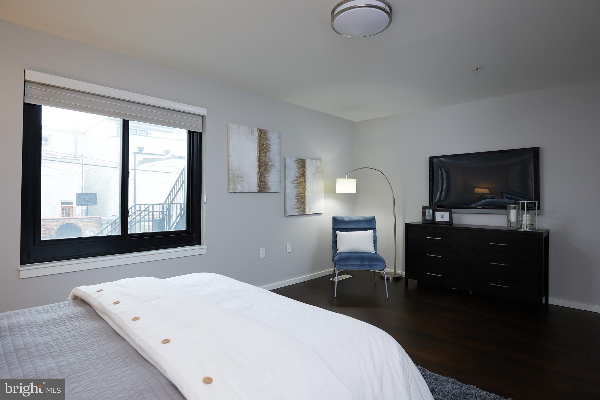 1935 12th Street Northwest, Unit 1 Washington, DC 20009 - Photo 23 of 39