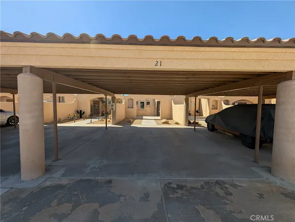 a view of lot of sky from balcony