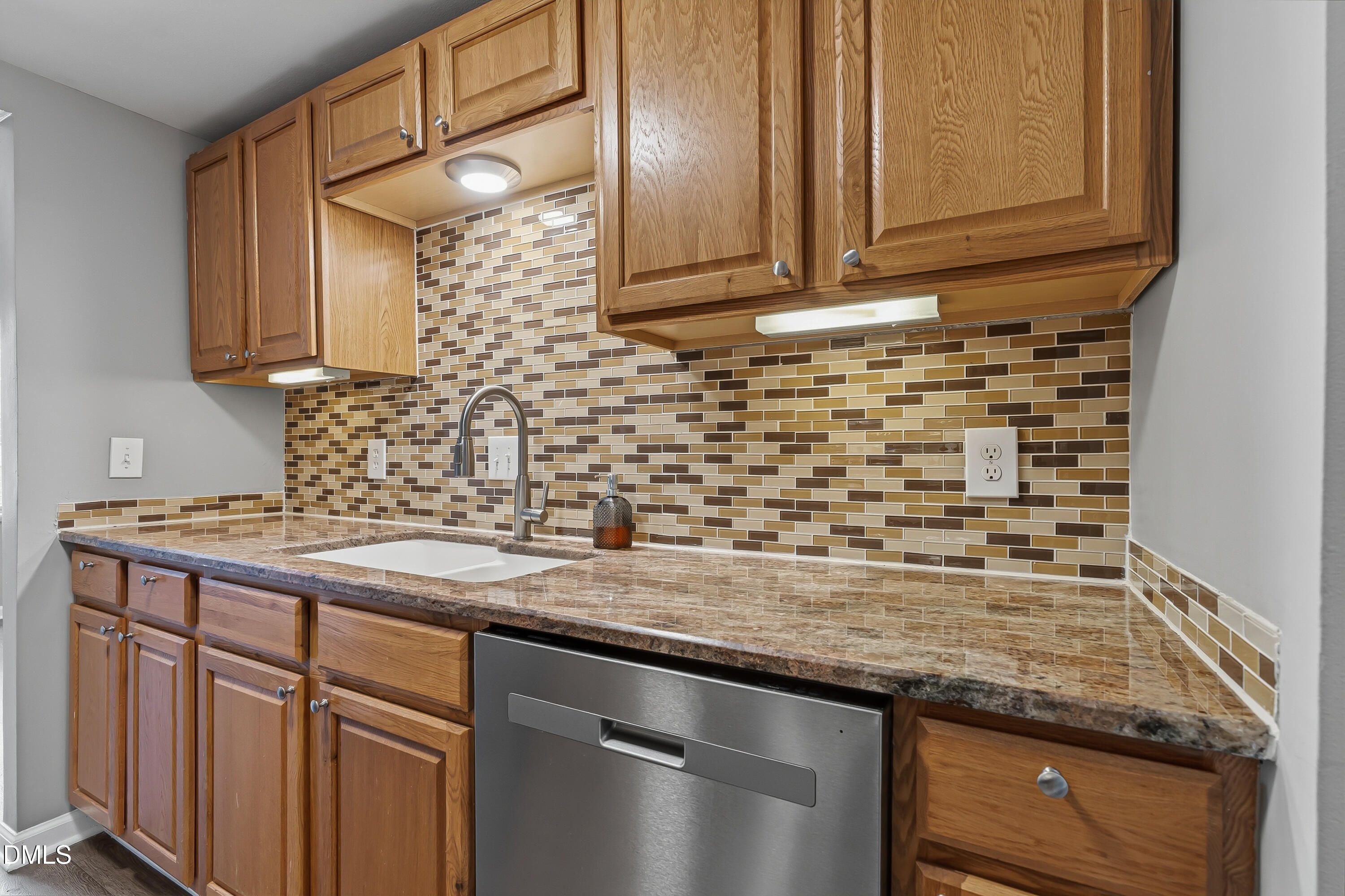 7715 Ohmann Court Raleigh, NC 27615 - Photo 13 of 36 Kitchen