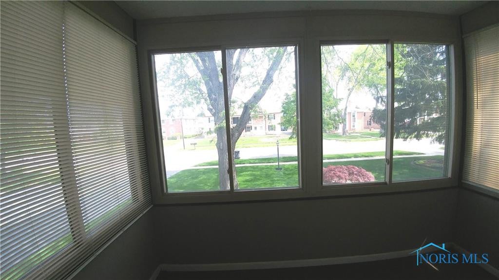 2233 Rockspring Road, Unit 2B Toledo, OH 43614 - Photo 8 of 14 Gallery Image 8