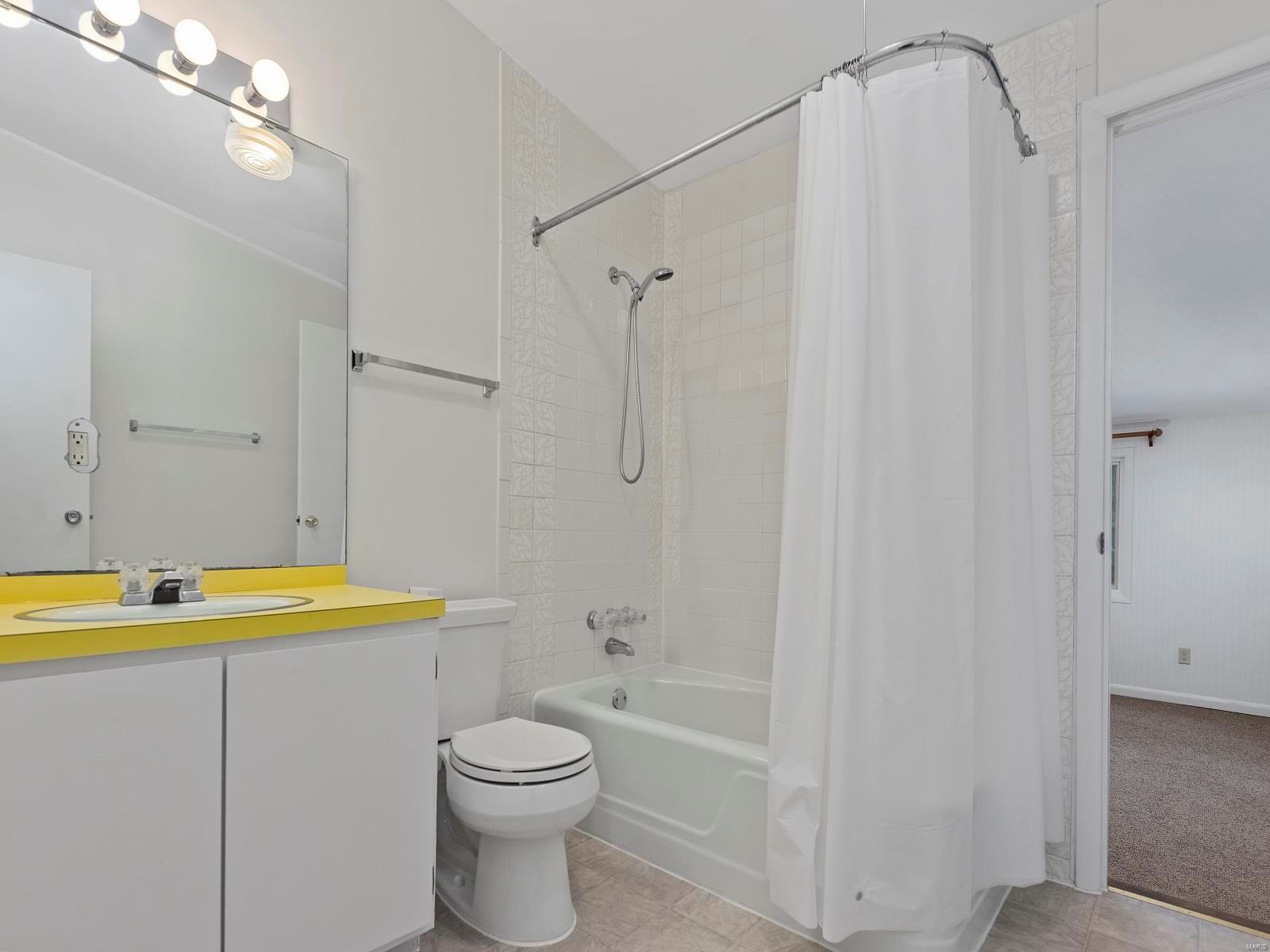 34 Balcon Estates Creve Coeur, MO 63141 - Photo 15 of 29