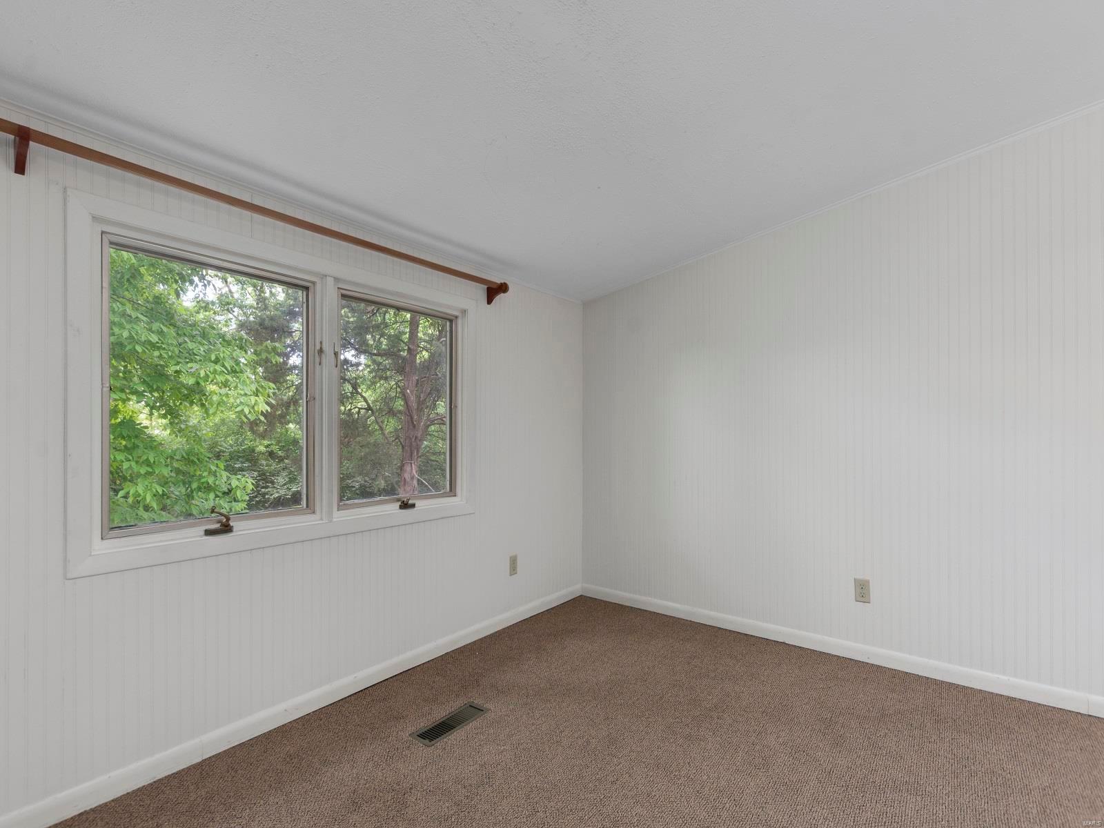 34 Balcon Estates Creve Coeur, MO 63141 - Photo 17 of 29