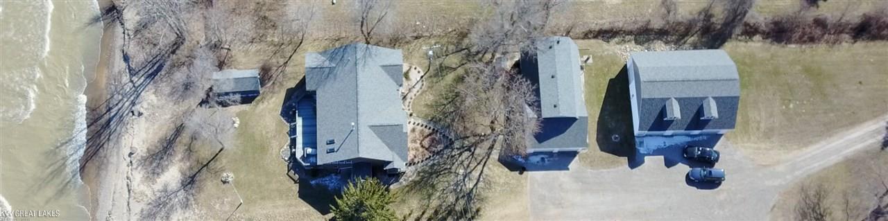 2564 North Lakeshore Road Carsonville, MI 48419 - Photo 22 of 60 31350368-21.JPG