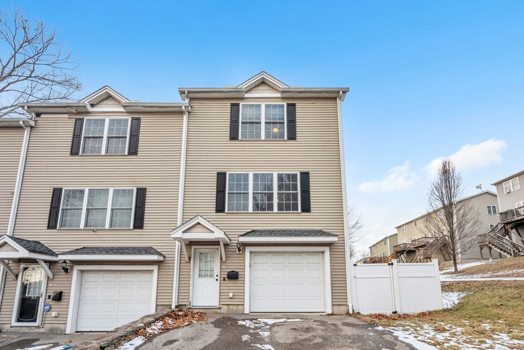 6 C Weldon Avenue Worcester, MA 01607 - Photo 1 of 17 Gallery Image 1