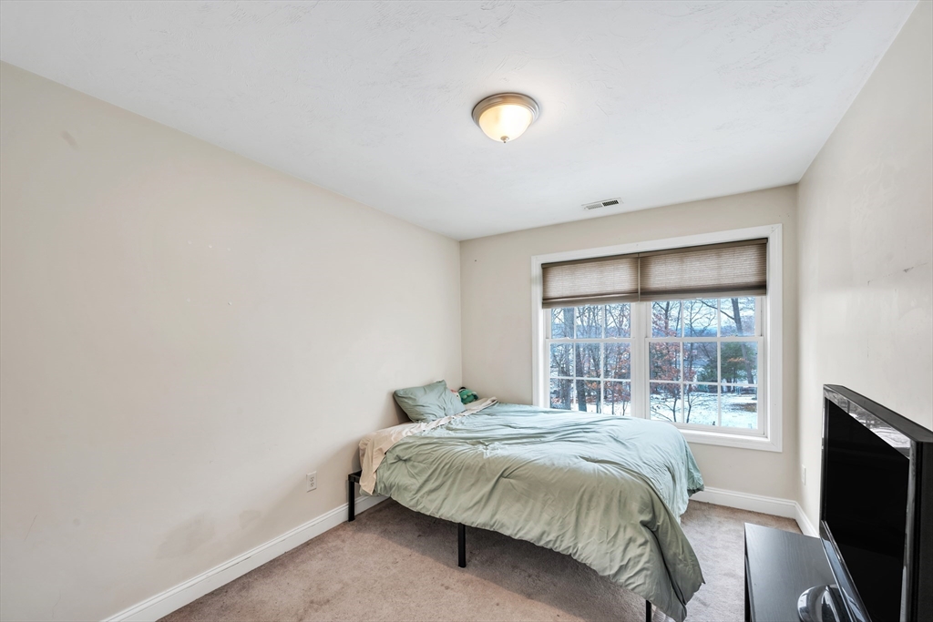 6 C Weldon Avenue Worcester, MA 01607 - Photo 12 of 17 Gallery Image 12