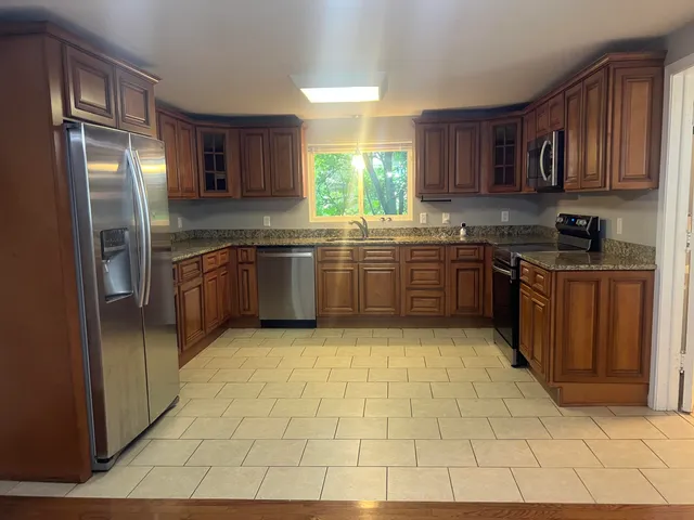 $1,900 | 132 Hogan Road, Rossville, GA 30741