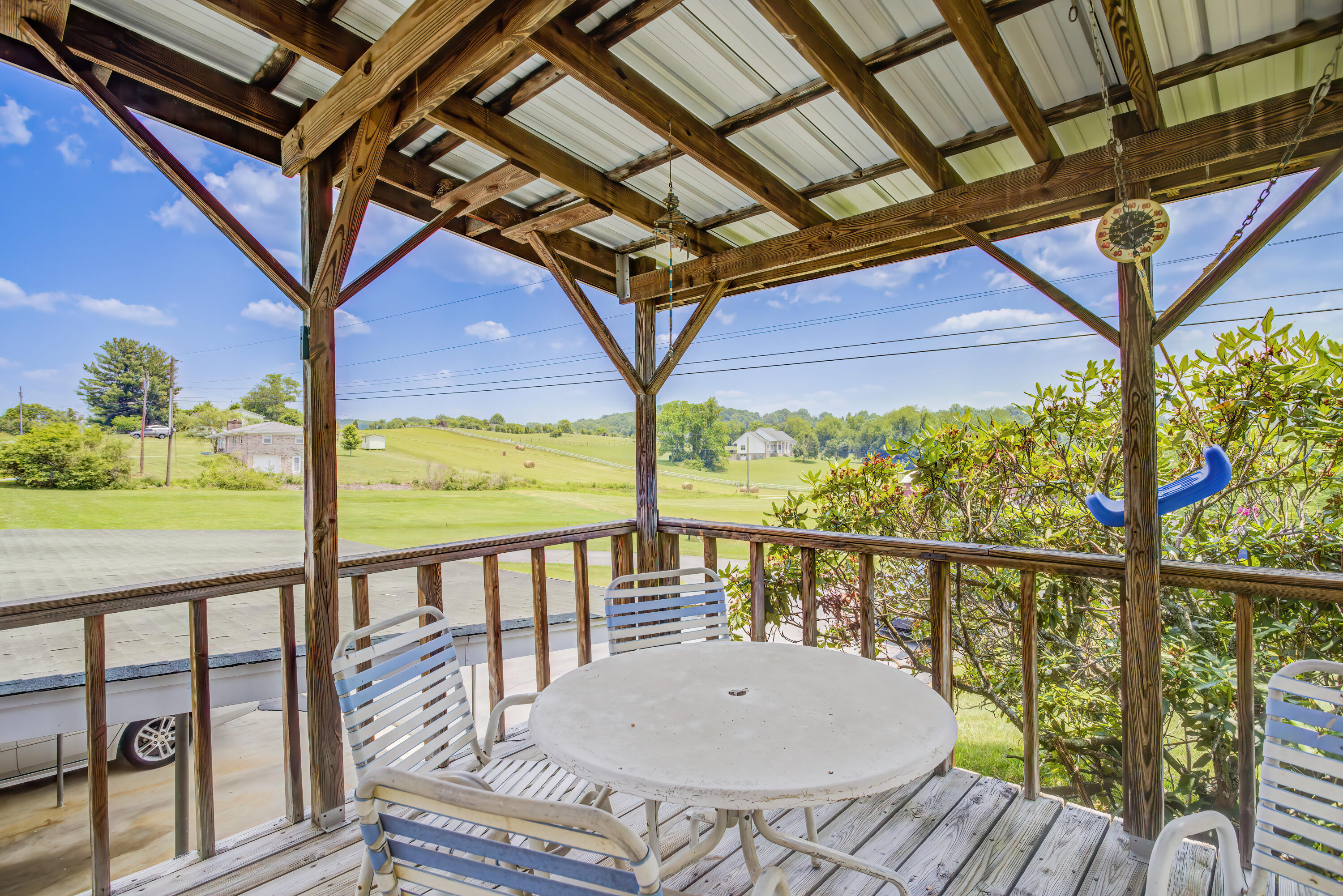 102 Gray Road Bristol, TN 37620 - Photo 31 of 45 102 Gray ST (8)