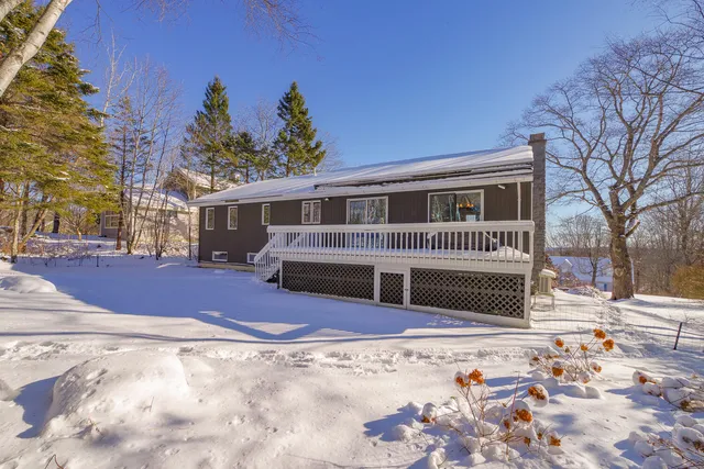 $615,000 | 25 Acadia Drive, Rockland, ME 04841