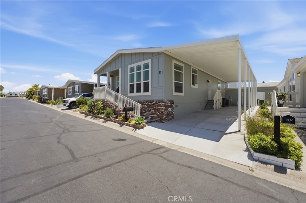 23301 Ridge Rte Drive, Unit 111 Laguna Hills, CA 92653 - Photo 41 of 43