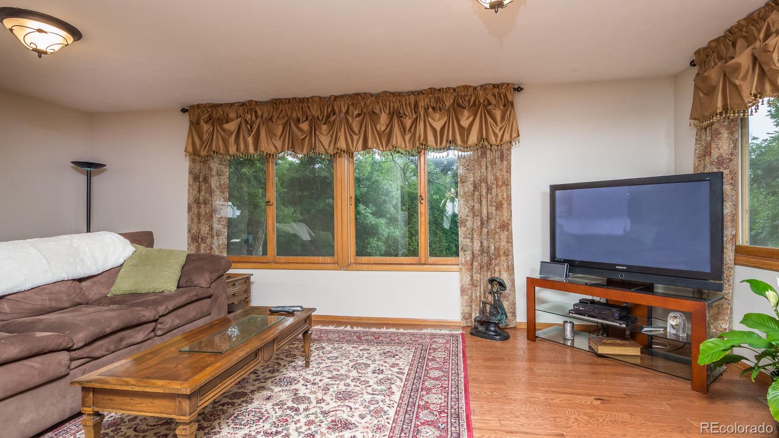 1220 Hawthorne Road Golden, CO 80401 - Photo 14 of 35 Gallery Image 14
