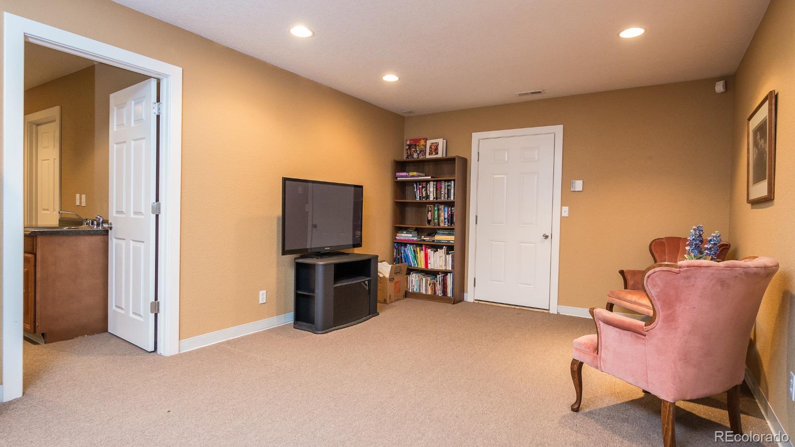 1220 Hawthorne Road Golden, CO 80401 - Photo 29 of 35 Gallery Image 29