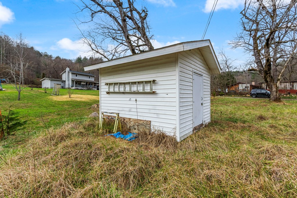 1015 Beaver Creek Road Andrews, NC 28901 - Photo 45 of 49 Gallery Image 45
