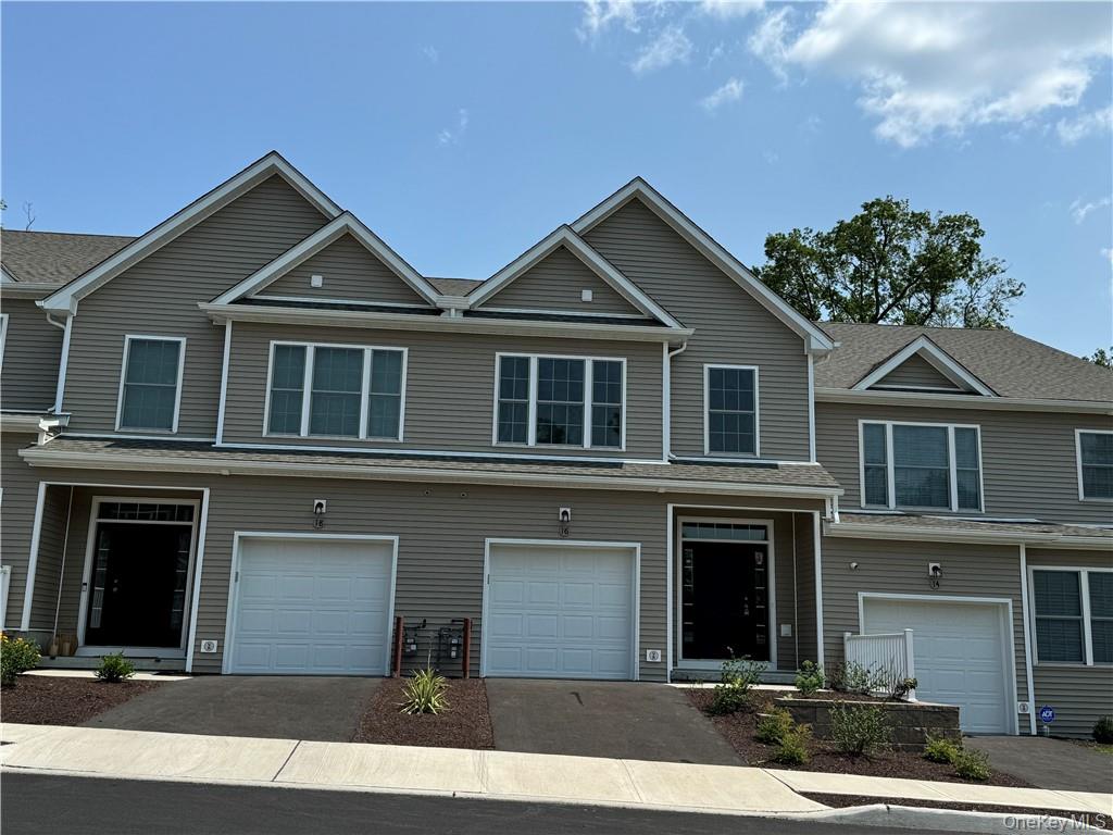 16 Pinto Road Middletown, NY 10941 - Photo 31 of 36 Townhome / multi-family property featuring a garage