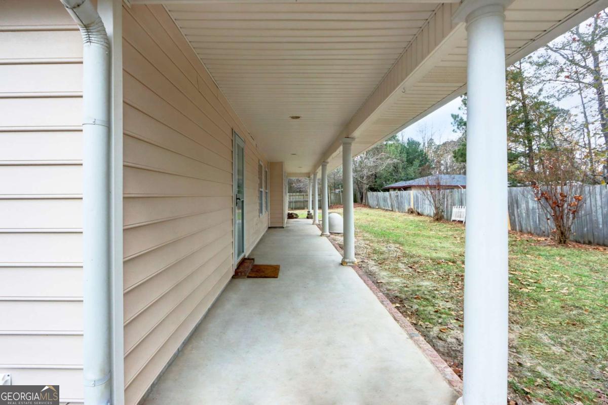 221 Oakwood Court Rincon, GA 31326 - Photo 33 of 35 a view of a porch