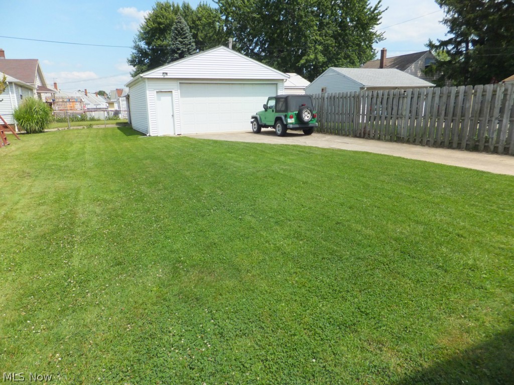4715 Ridge Road Brooklyn, OH 44144 - Photo 15 of 18