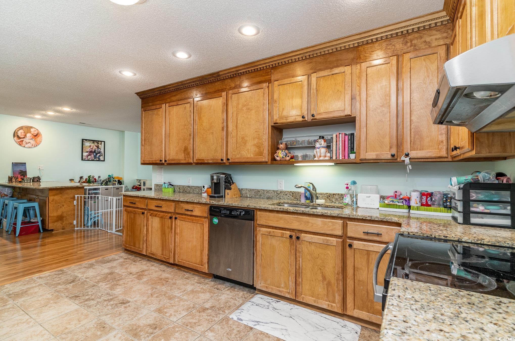 604 Ocean Breeze Lane Murrells Inlet, SC 29576 - Photo 14 of 40 Gallery Image 14