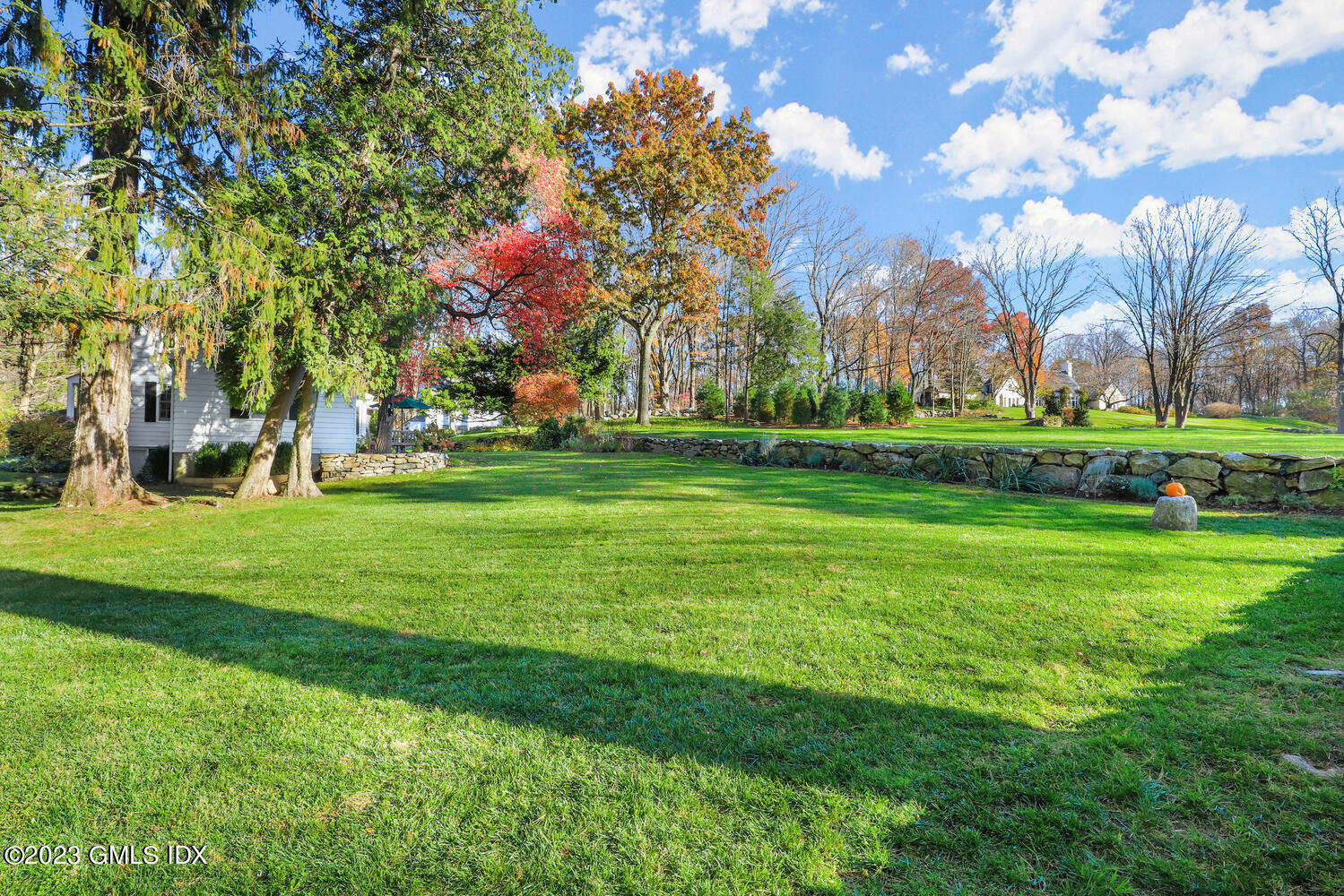 470 June Road Stamford, CT 06903 - Photo 3 of 26