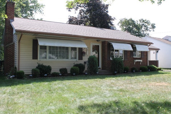 619 Granby Road Chicopee, MA 01013 - Photo 2 of 27