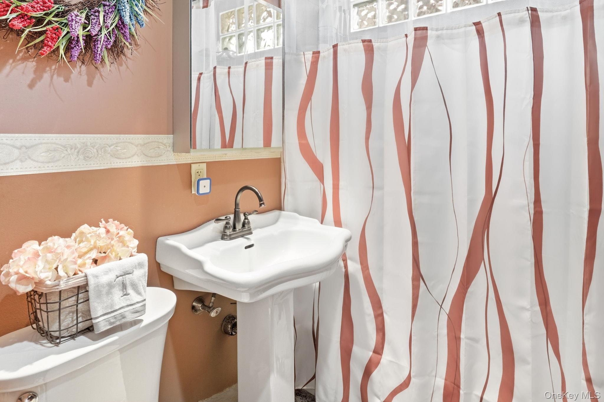 142 Orchard Road Mahopac, NY 10541 - Photo 16 of 29 1st floor Bathroom