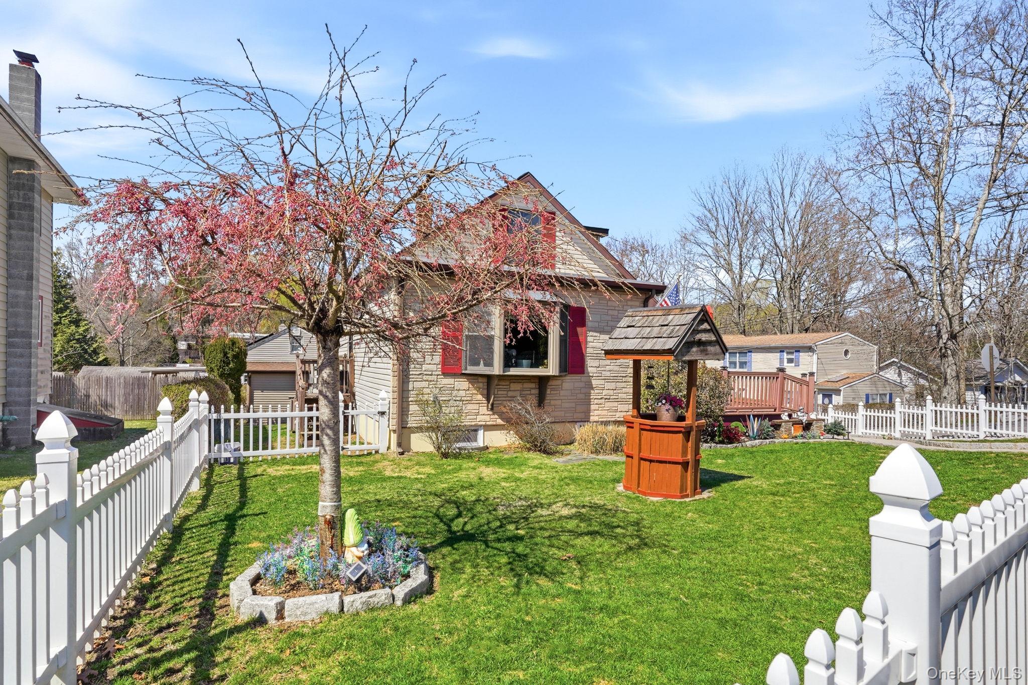 142 Orchard Road Mahopac, NY 10541 - Photo 7 of 29