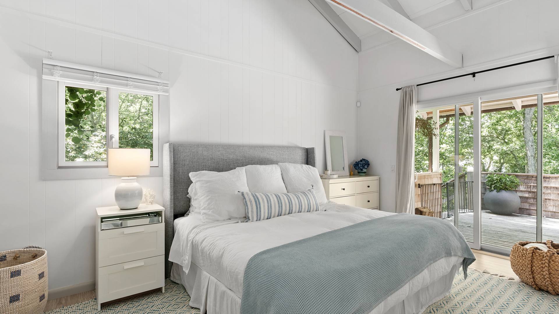 115 Isle Of Wight Road East Hampton, NY 11937 - Photo 6 of 15