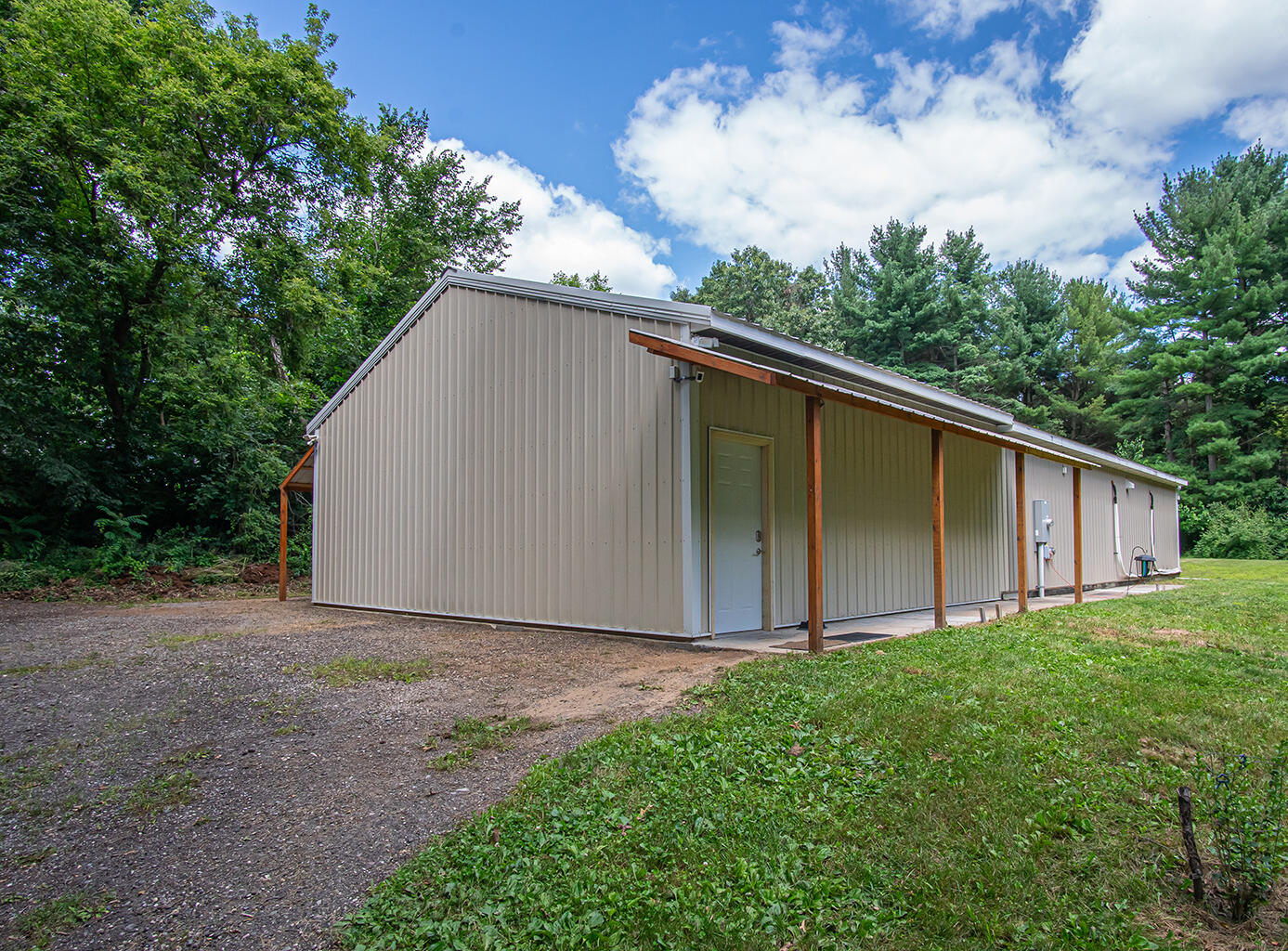 4040 Mushbach Road Grass Lake, MI 49240 - Photo 4 of 61 16