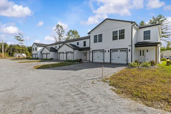 $344,900 | 7 Willys Lane, Unit 103, Milton, VT 05468
