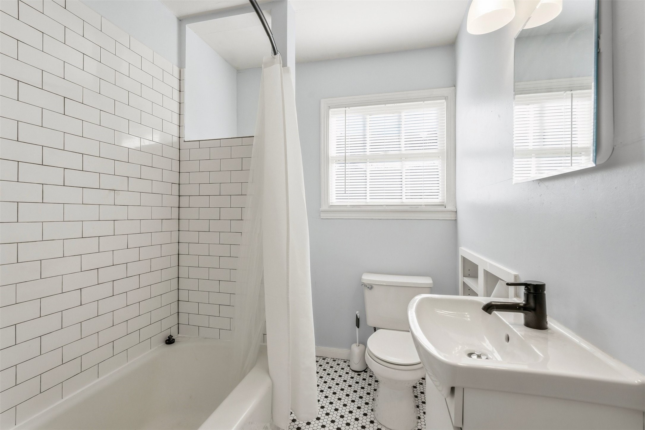 2223 1/2 Singleton Street Houston, TX 77008 - Photo 10 of 10