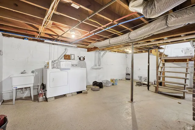 $214,500 | 1208 T Street, Bedford, IN 47421