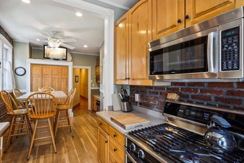 22 Parkway Road, Unit 4 Brookline, MA 02445 - Photo 16 of 27 Gallery Image 16