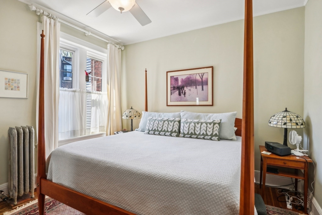 22 Parkway Road, Unit 4 Brookline, MA 02445 - Photo 18 of 27 Gallery Image 18